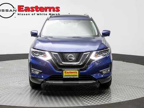 Used 2017 Nissan Rogue SL w/ SL Premium Package AWD/4WD image 2