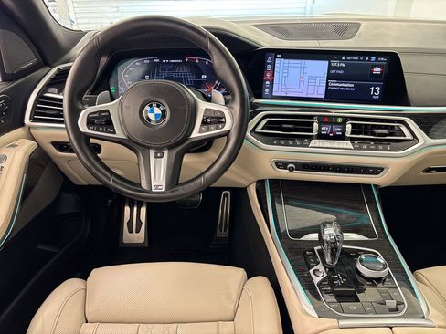 Used 2021 BMW X7 M50i w/ Dynamic Handling Package image 29
