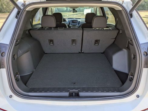 Certified 2023 Chevrolet Equinox LT FWD image 13