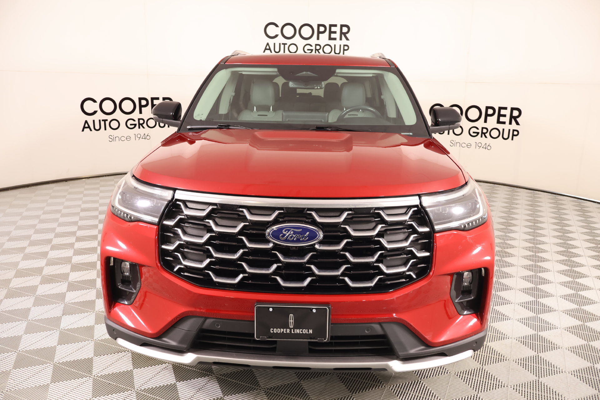 Used 2025 Ford Explorer Platinum w/ Ultimate Package AWD/4WD image 10