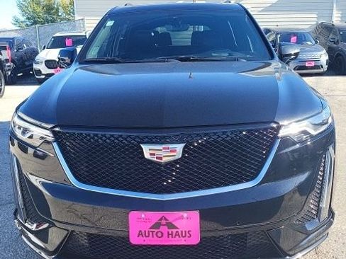 Used 2023 Cadillac XT6 Sport image 21