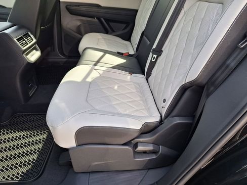 New 2026 Volkswagen Atlas Cross Sport SEL Premium R-Line image 22