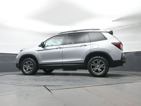 Certified 2024 Honda Passport TrailSport image 34