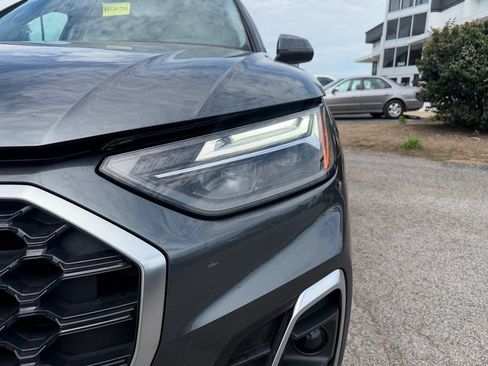 Used 2022 Audi Q5 2.0T Premium w/ Convenience Package AWD/4WD image 9