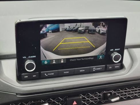 Used 2025 Honda Accord SE image 12