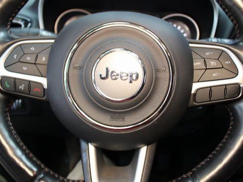 Used 2020 Jeep Compass Limited w/ Luxury Seat Group image 18