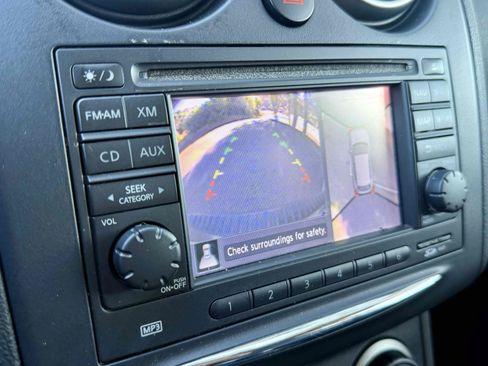 Used 2013 Nissan Rogue SL FWD image 25
