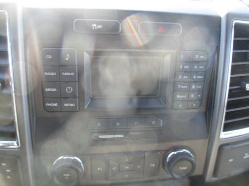 Used 2015 Ford F150 XLT w/ Equipment Group 301A Mid image 25