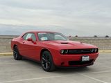 Used 2019 Dodge Challenger SXT image 2