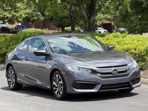 Used 2018 Honda Civic LX image 3