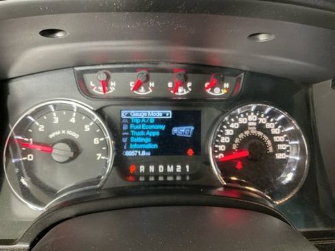 Used 2014 Ford F150 FX4 w/ Equipment Group 402A Luxury AWD/4WD image 10