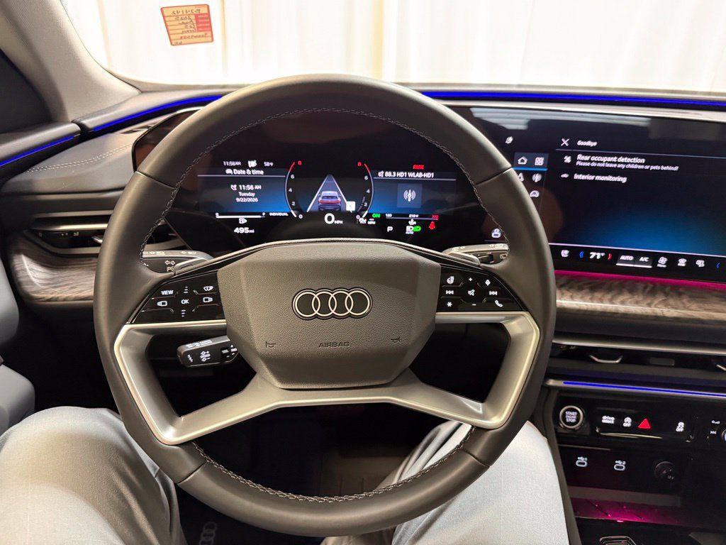 Used 2025 Audi Q5 Premium Plus AWD/4WD image 4
