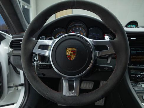 Used 2016 Porsche 911 GT3 RWD image 57