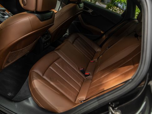 Used 2019 Audi A4 2.0T Premium Plus w/ Premium Plus Package image 15