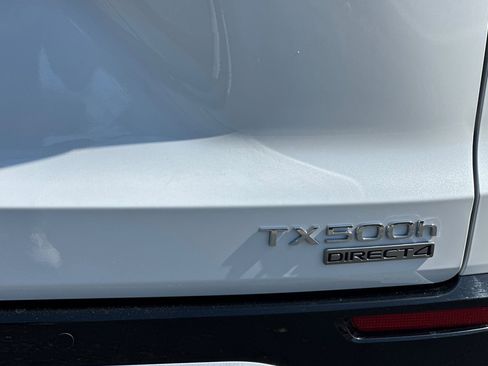 Used 2025 Lexus TX 500h AWD w/ Technology Package image 39