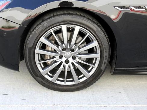 Used 2018 Maserati Ghibli image 35