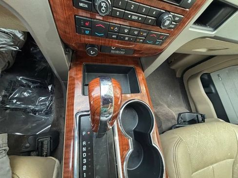 Used 2010 Ford F150 Lariat RWD image 38