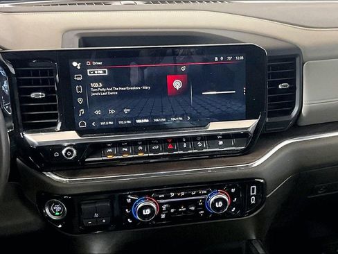 Used 2023 GMC Sierra 1500 SLT image 5