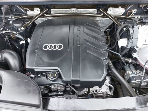 Used 2024 Audi Q5 2.0T Premium AWD/4WD image 34