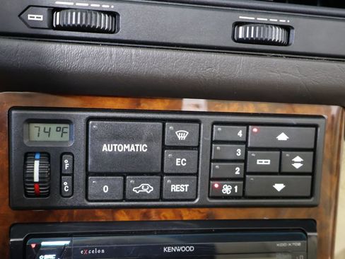 Used 1995 Mercedes-Benz SL 500 image 39