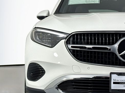 New 2026 Mercedes-Benz GLC 300 image 13