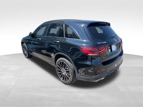 Used 2021 Mercedes-Benz GLC 300 w/ AMG Line image 7
