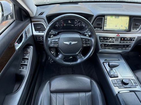 Used 2018 Genesis G80 3.8 w/ Option Group 03 image 30