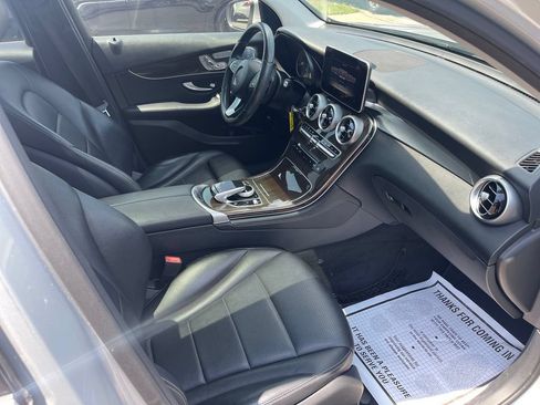 Used 2016 Mercedes-Benz GLC 300 4MATIC w/ Multimedia Package image 21