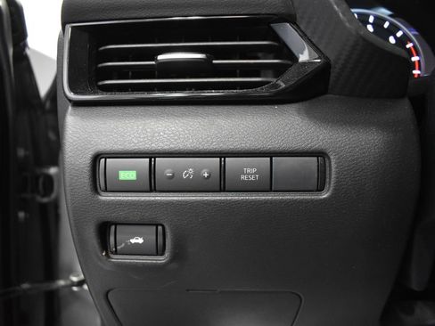 Certified 2023 Nissan Sentra SV w/ All-Weather Package FWD image 17