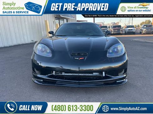 Used 2005 Chevrolet Corvette Coupe w/ Preferred Equipment Group RWD image 5
