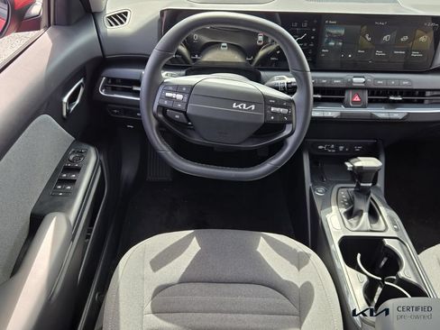 Certified 2025 Kia K4 EX FWD image 13