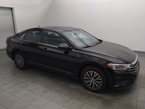 Used 2021 Volkswagen Jetta SE FWD image 11