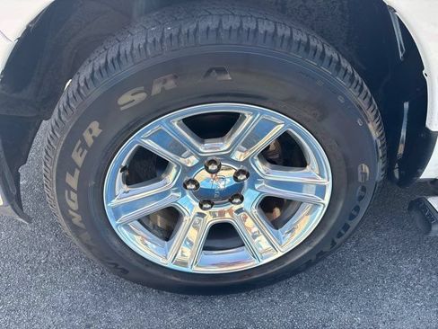 Used 2017 RAM 1500 Lone Star RWD image 9