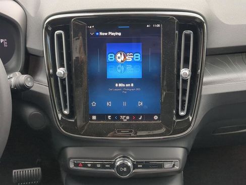 New 2024 Volvo XC40 Recharge Ultimate w/ Protection Package Premier image 14