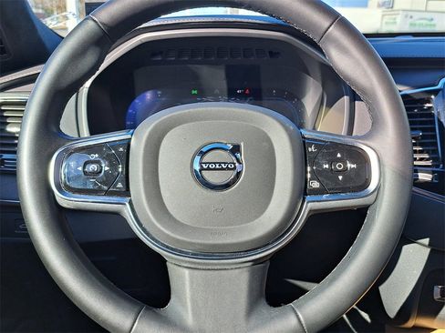 Used 2023 Volvo XC90 B6 Ultimate w/ Lounge Package image 8