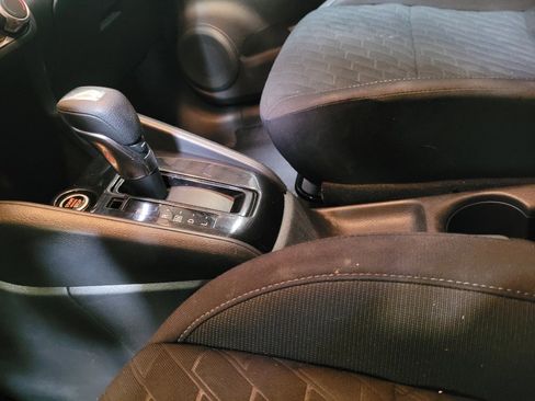 Used 2022 Nissan Kicks S FWD image 26