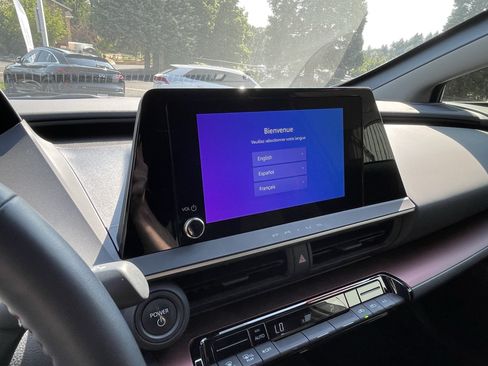 Certified 2025 Toyota Prius Plug-In Hybrid FWD image 22