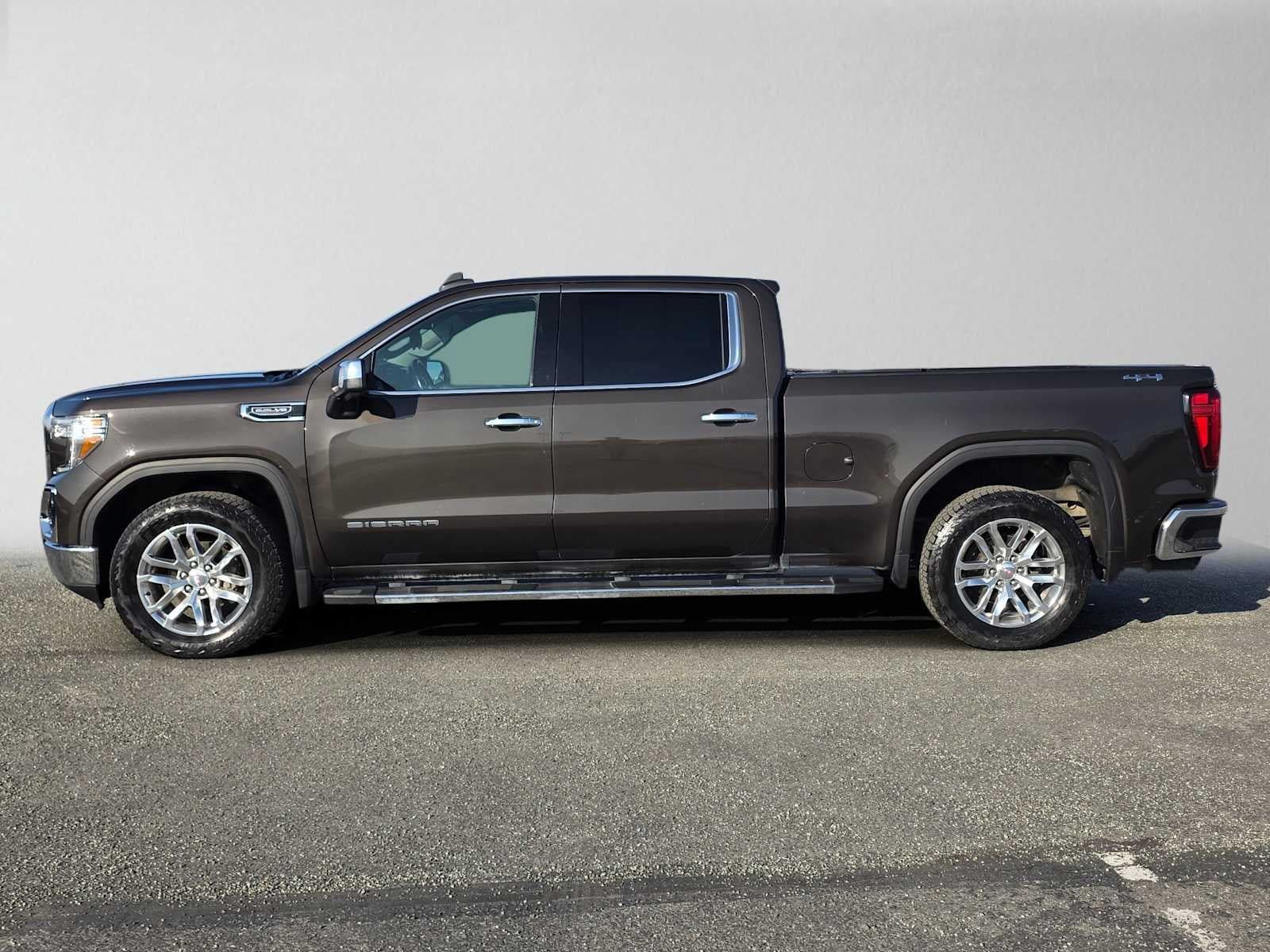 Certified 2021 GMC Sierra 1500 SLT w/ SLT Premium Package AWD/4WD image 6