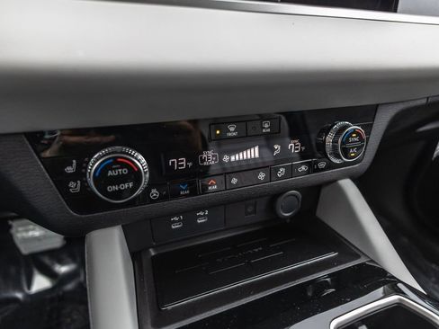 New 2026 Mitsubishi Outlander SEL AWD/4WD image 15