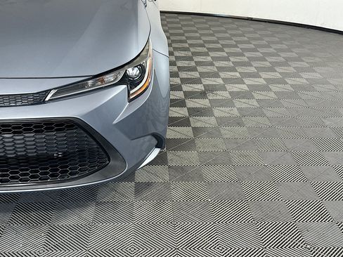 Used 2021 Toyota Corolla LE FWD image 9