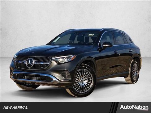 Used 2026 Mercedes-Benz GLC 300 image 1