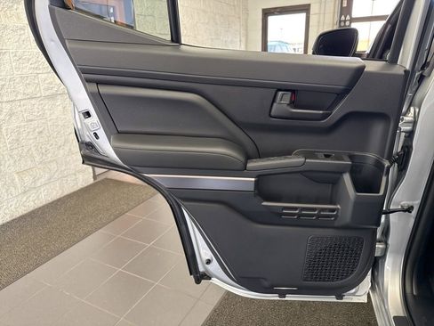 New 2026 Toyota 4Runner SR5 image 41