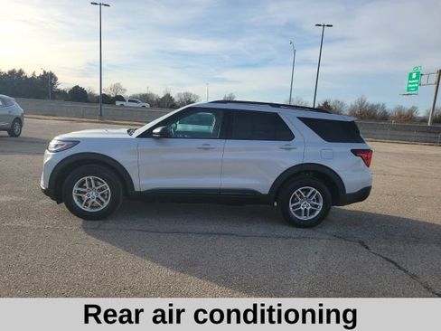 New 2026 Ford Explorer Active image 4