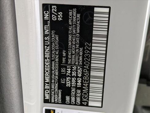 Certified 2023 Mercedes-Benz EQS 580 4MATIC SUV image 28