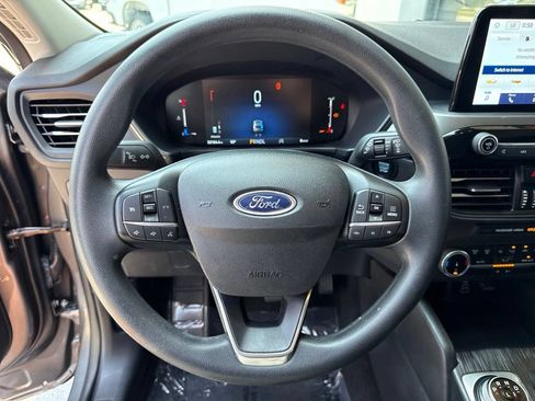 Used 2025 Ford Escape Active FWD image 8
