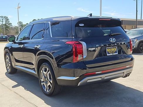 Used 2024 Hyundai Palisade Limited FWD image 7