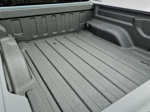 New 2026 Jeep Gladiator Mojave image 9