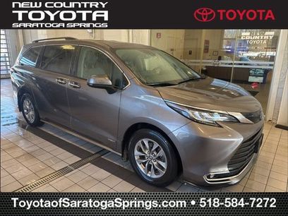 Certified 2021 Toyota Sienna XLE