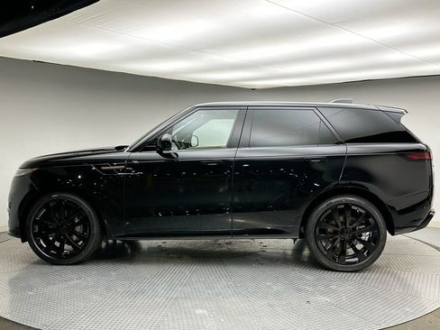New 2026 Land Rover Range Rover Sport Dynamic SE AWD/4WD image 2