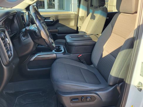 Used 2019 Chevrolet Silverado 1500 LT Trail Boss image 16